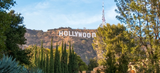 the hollywood sign in griffith park